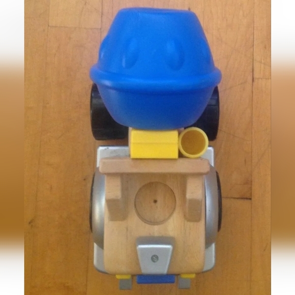 Vintage 2003 LITTLE TIKES Wooden Shape Mixer Truck Toy Complete - Picture 12 of 12